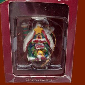 Christmas greeting ornament birdhouse